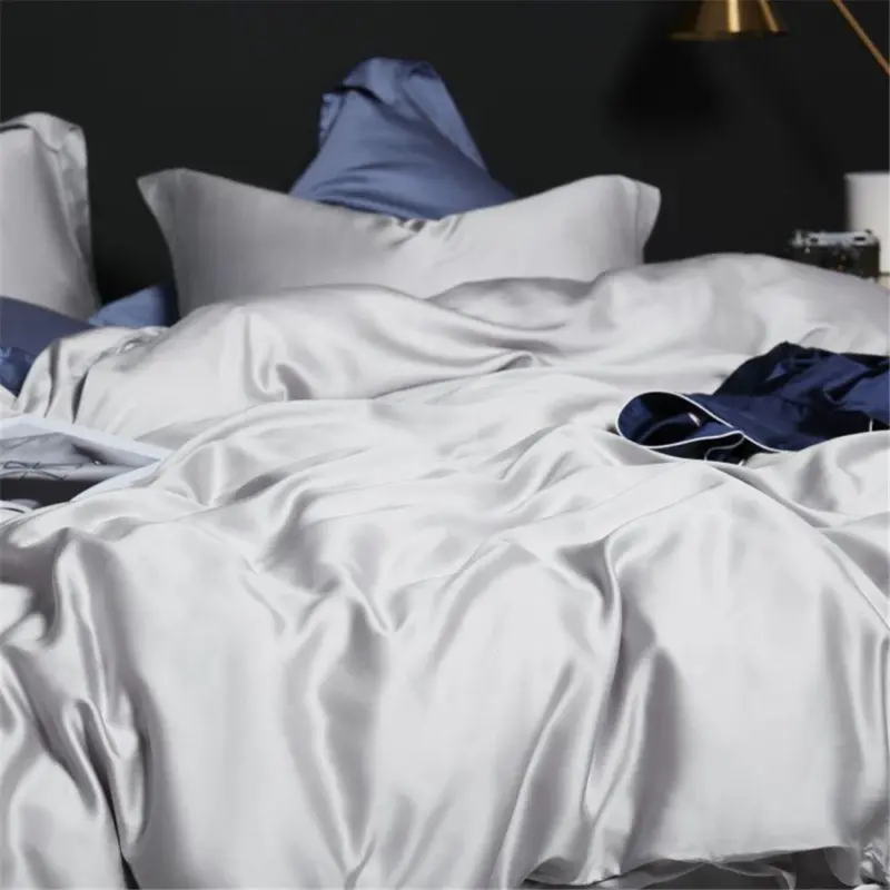 100% Mulberry Silk Bedding Set - Queen King Luxury 4-Piece Cooling Duvet Cover for Better Sleep - Image 4