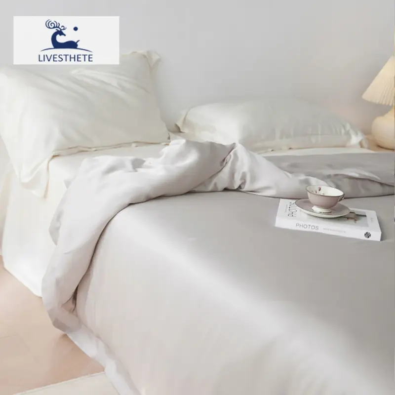100% Mulberry Silk Duvet Cover Set - 4-Piece Luxury Bedding with Pillowcases for Healthy Skin