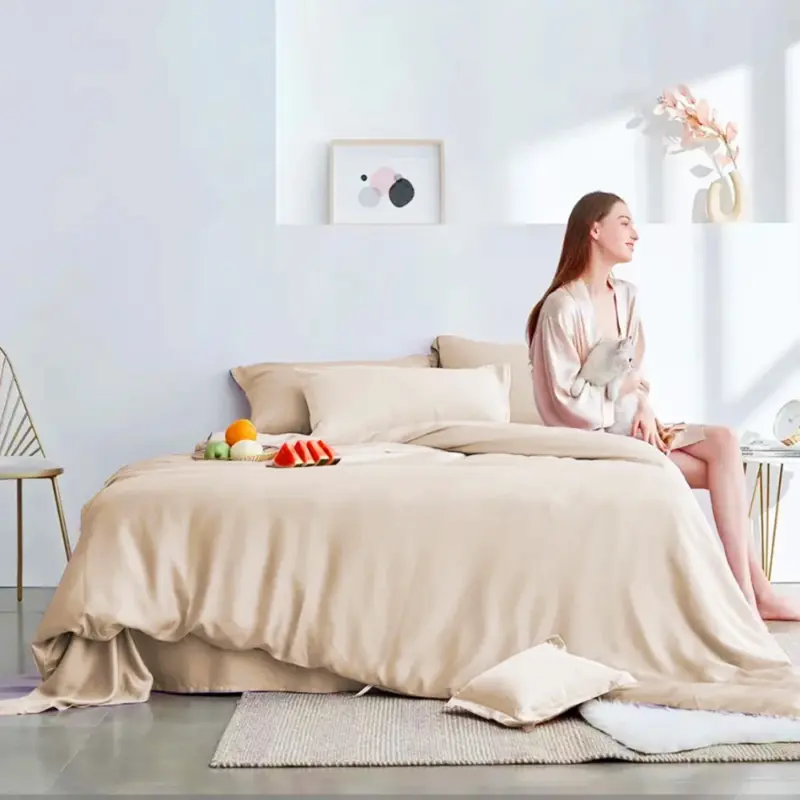 100% Mulberry Silk Bedding Set - 4-Piece Luxury Cooling Duvet Cover Set for Better Sleep - Image 9
