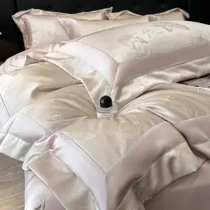 Luxury Lyocell Bedding Set - Queen/King Size Butterfly Jacquard Duvet Cover Set with Cooling Satin Finish