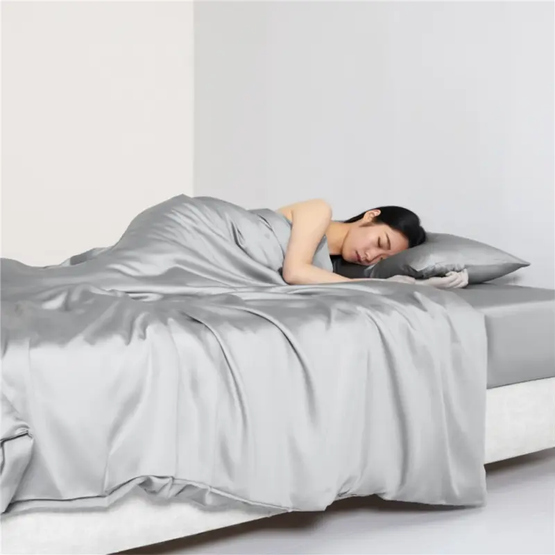 100% Mulberry Silk Bedding Set - Queen King Size Luxury 4-Piece White Collection for Ultimate Sleep Comfort - Image 9