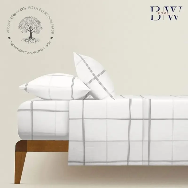 Printed Flannel Bed Sheet Set - 3-Piece All Season Soft Microfiber Bedding for Cozy Comfort - Image 5